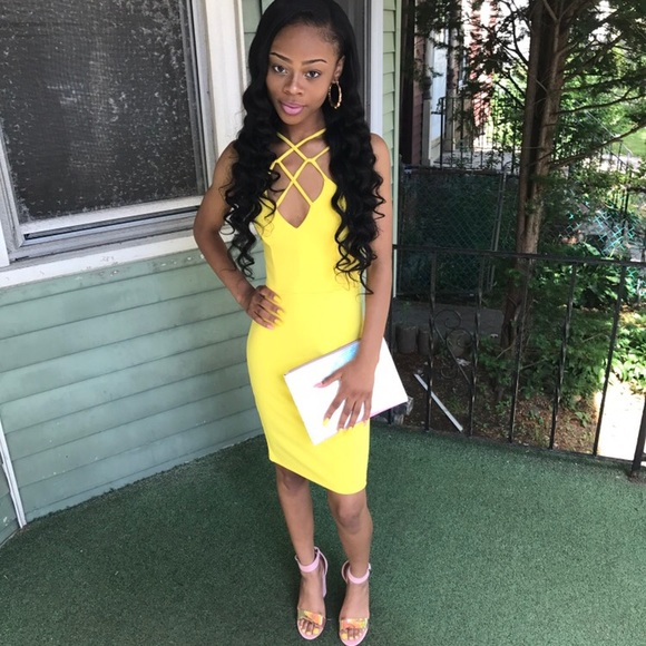 Yellow Criss Cross dress - Picture 1 of 3